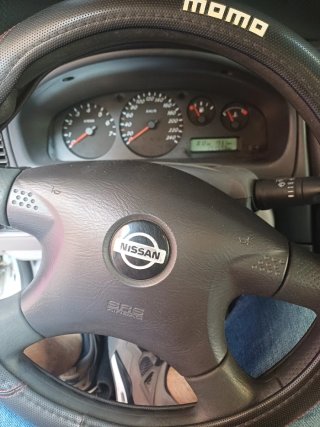 Nissan Almera 2002