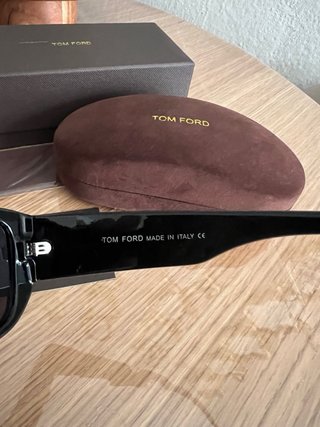 Gafas de Sol inspiracion Tom Ford Negras y Doradas