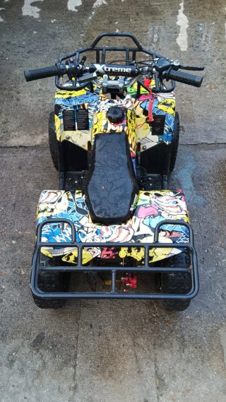 Quad infantil con diseño divertido