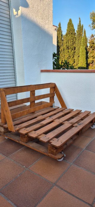 Sofá Palets con Ruedas + Cojines Happers