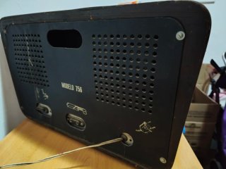 Radio Vintage Sanyo Modelo 756