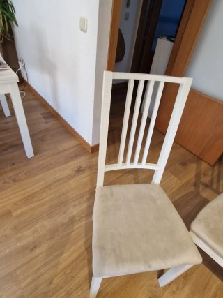 Juego de 4 sillas de comedor blancas
