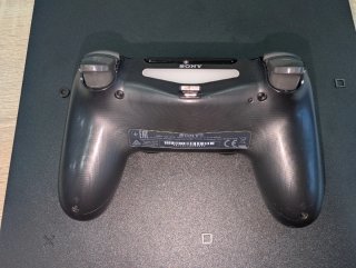 PS4 Slim 500GB Negra + Mando Original