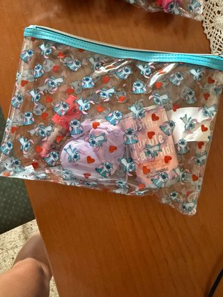 Neceser transparente estampado Stitch