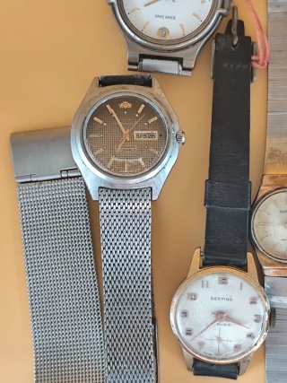 Lote de relojes mecánicos y de cuarzo