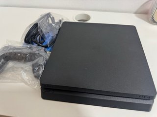 PS4 Slim 500GB Negra