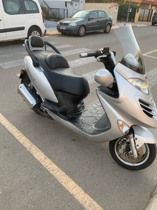 Kymco Grand Dink 250cc Plata