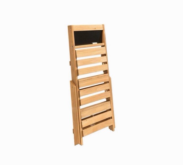 Estantería de madera para plantas