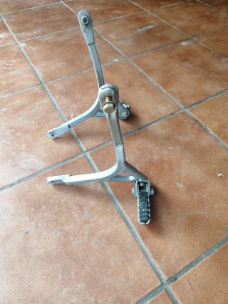 Estriberas Traseras Derbi Senda R 1998