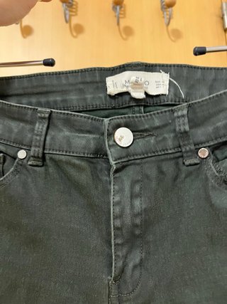 Pantalones verdes Mango skinny
