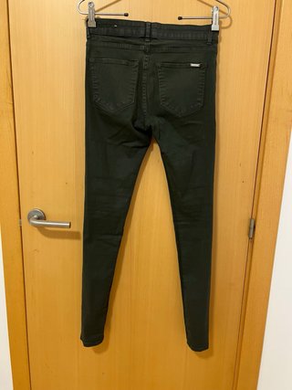 Pantalones verdes Mango skinny