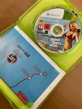 Juego Xbox 360 Grand Theft Auto V