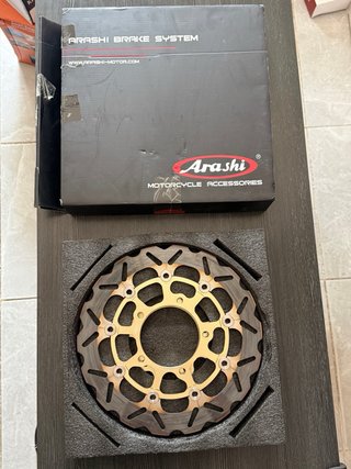 Discos Freno Delanteros Arashi Suzuki GSX Nuevos