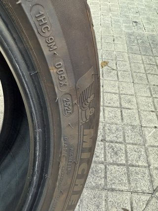 Neumático Michelin ePrimacy 215/50 R19 93T
