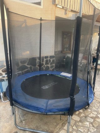 Cama elástica infantil con red de seguridad