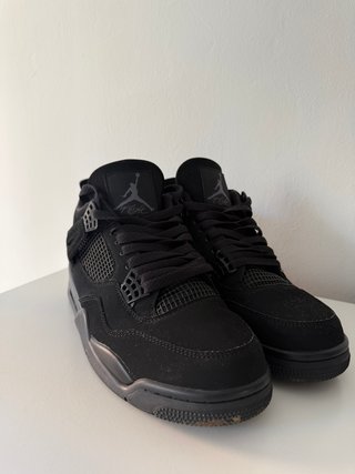 Air Jordan 4 negras Nuevos - Nunca Usados