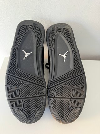 Air Jordan 4 negras Nuevos - Nunca Usados
