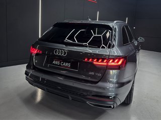 Audi A4 S-LINE BLACK LINE