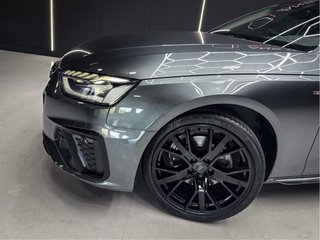 Audi A4 S-LINE BLACK LINE