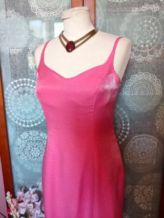Espectacular vestido largo de fiesta rosa Barby