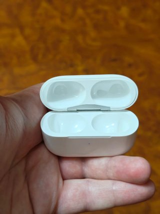 AirPods Pro 2 USB-C con caja y accesorios