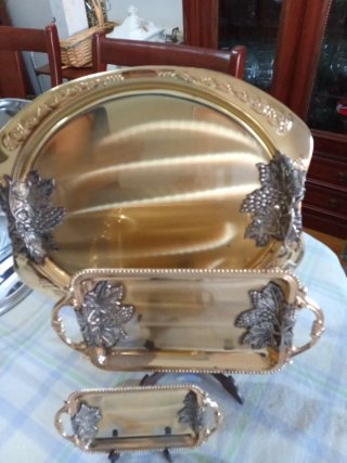 Bandejas decorativas doradas metal (3)