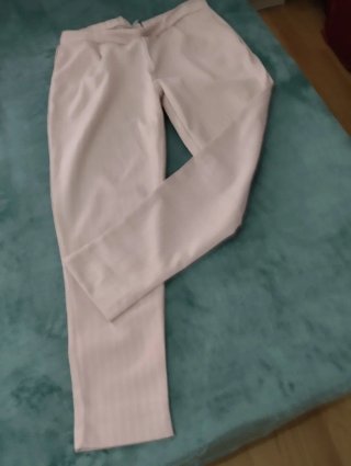 Pantalón blanco elegante