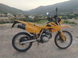 Moto Enduro Amarilla 125cc