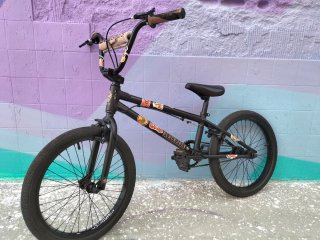 BMX Black Jack 20 Cubiertas tocaría cambiar