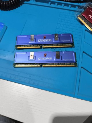 2x Kingston HyperX DDR1 PC3200 1GB RAM