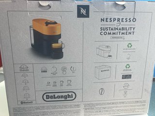Cafetera Nespresso Vertuo Pop Dorada