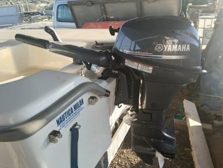 Embarcación Quicksilver 3.75 + Motor Yamaha 8cv
