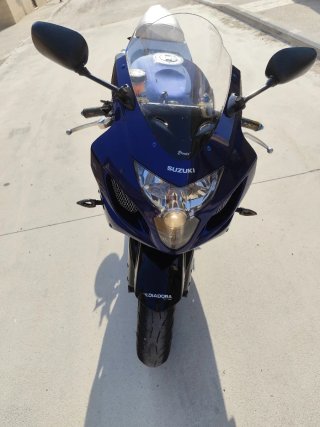 Suzuki GSX-R600 Azul y Blanco
