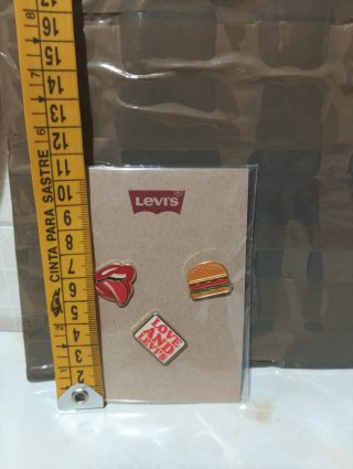 Levi's: 3 pines y 3 parches Nuevos