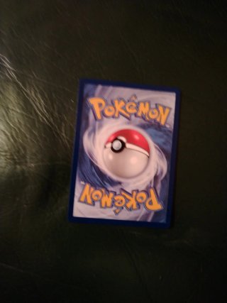 Carta Pokémon Actuación de Hiedra Entrenador