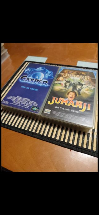Películas VHS Casper y Jumanji (Español)
