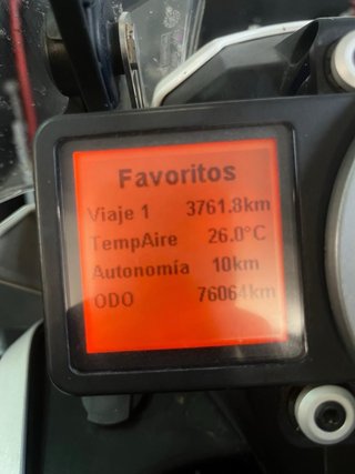 KTM 1190 Adventure R 2014 con maletas Givi