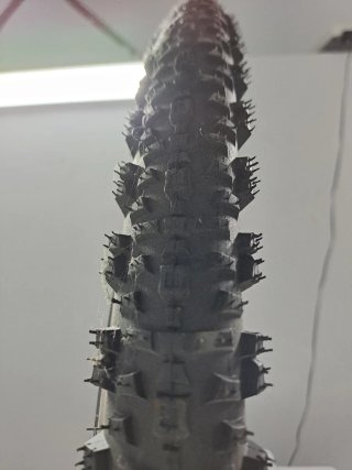 Cubierta MTB Hutchinson Kraken 29x2.30