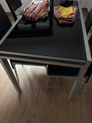 Mesa de salón cristal y metal