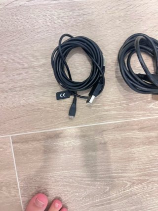PS4 Slim 1TB Nero + 2 Giochi + Controller