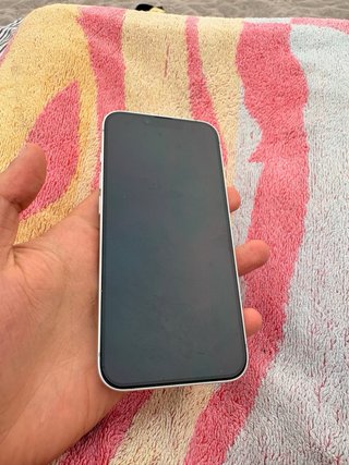 iPhone 16 e 128GB 100% bateria