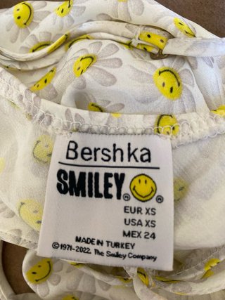 Vestido Smiley Bershka Viscosa Talla XS