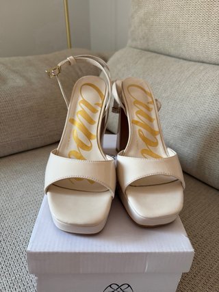 Sandalias Cuplé Beige Tacón Plataforma