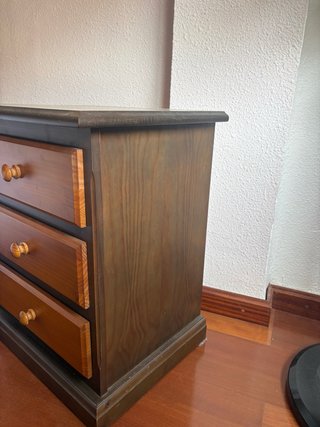 Comodini in legno (2 unità)