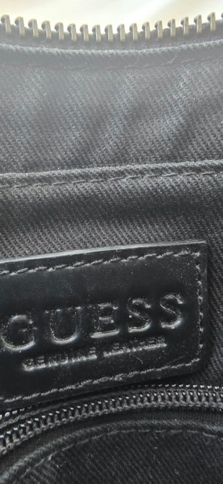 Bolso bandolera Guess negro nylon