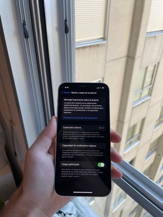 iPhone 12 (como nuevo)