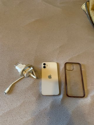 iPhone 12 (como nuevo)