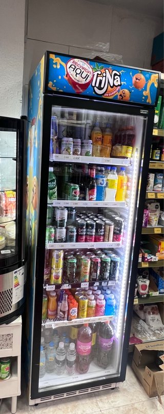Nevera de Bebidas Refrigerada