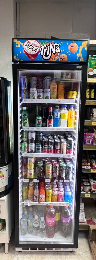 Nevera de Bebidas Refrigerada