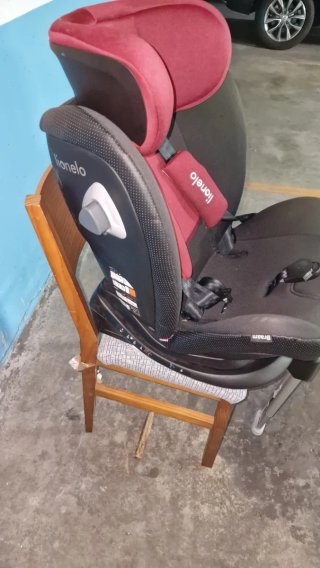 Silla de coche giratoria Lionelo